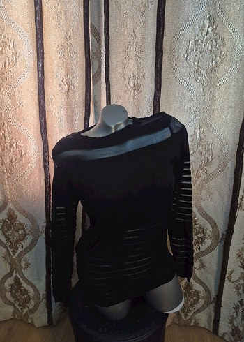 Siyah Uzun Kollu Gotik Mini Bluz