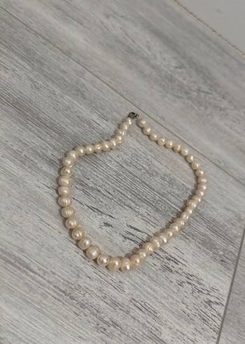Diğer Sikligin Simgesi İnci Boncuklu Kisa Kolye