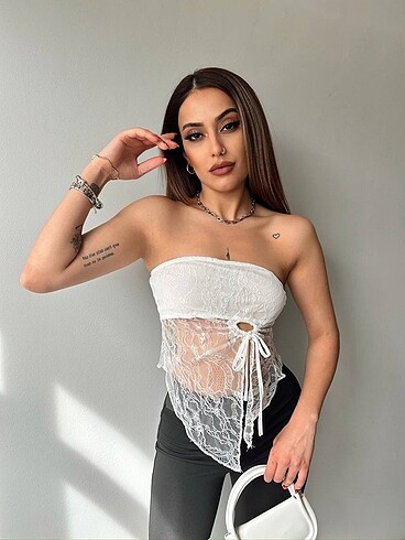 s Beden beyaz Renk DANTELLİ CROP