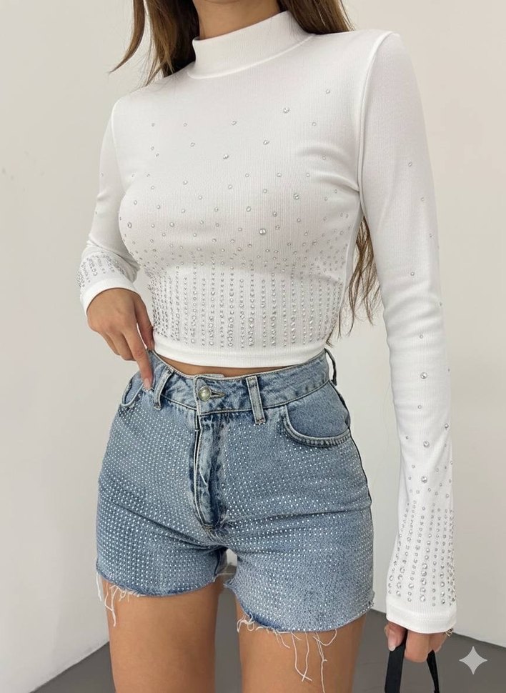 Nakışlı ve Pul İşlemeli Gri Denim Mini Şort - Görsel 2