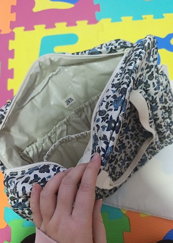 ZARA SIFIR ETİKETLİ ANNE BEBEK BAKIM ÇANTASI - Görsel 6