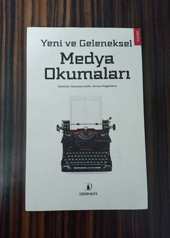 Yeni ve Geleneksel Medya Okumaları Kitabı