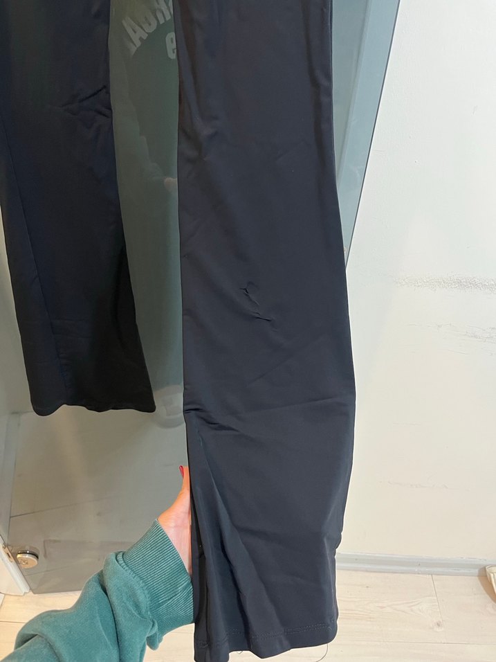 Siyah Kadın Yırtmaçlı İspanyol Paça Pantolon - Görsel 5