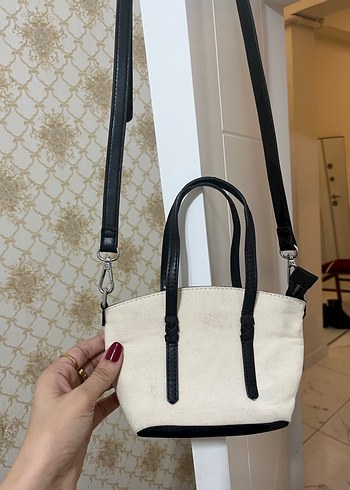 Minimalist Beyaz Deri Kadın Çanta - Görsel 2