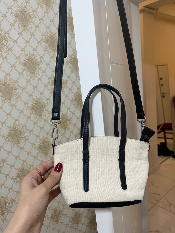 Minimalist Beyaz Deri Kadın Çanta - Görsel 2