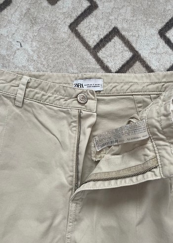 Bej Bol Kesim Kemerli Kadın Kumaş Pantolon - Görsel 2