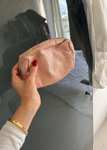 Bej Yılan Desenli Deri Makyaj Çantası - Görsel 3