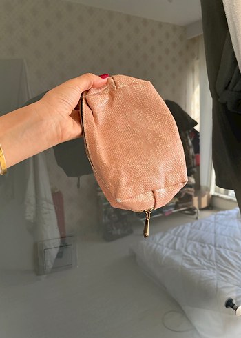 Bej Yılan Desenli Deri Makyaj Çantası - Görsel 2