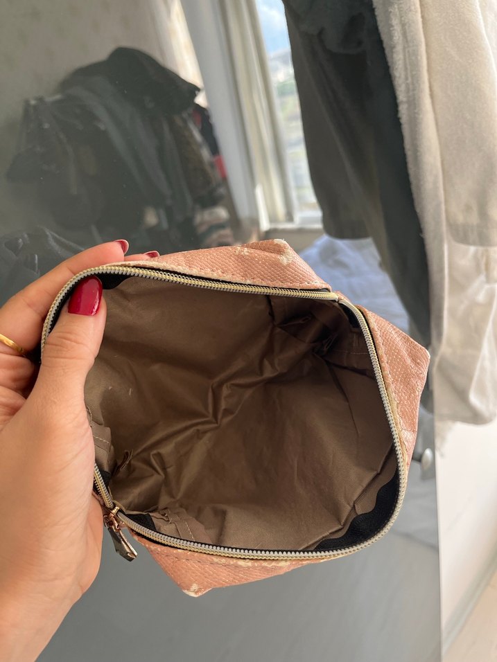 Bej Yılan Desenli Deri Makyaj Çantası - Görsel 4