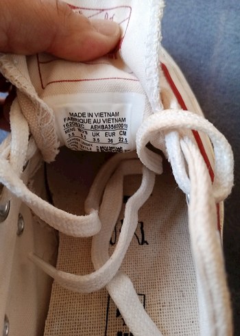36 Beden beyaz Renk Converse krem Bağcıklı Kadın Spor Ayakkabı