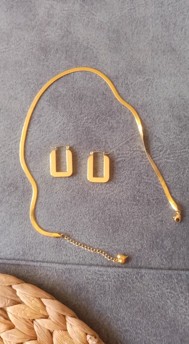 Minimalist Altın Zincir Kolye ve Küpe Seti - Görsel 2