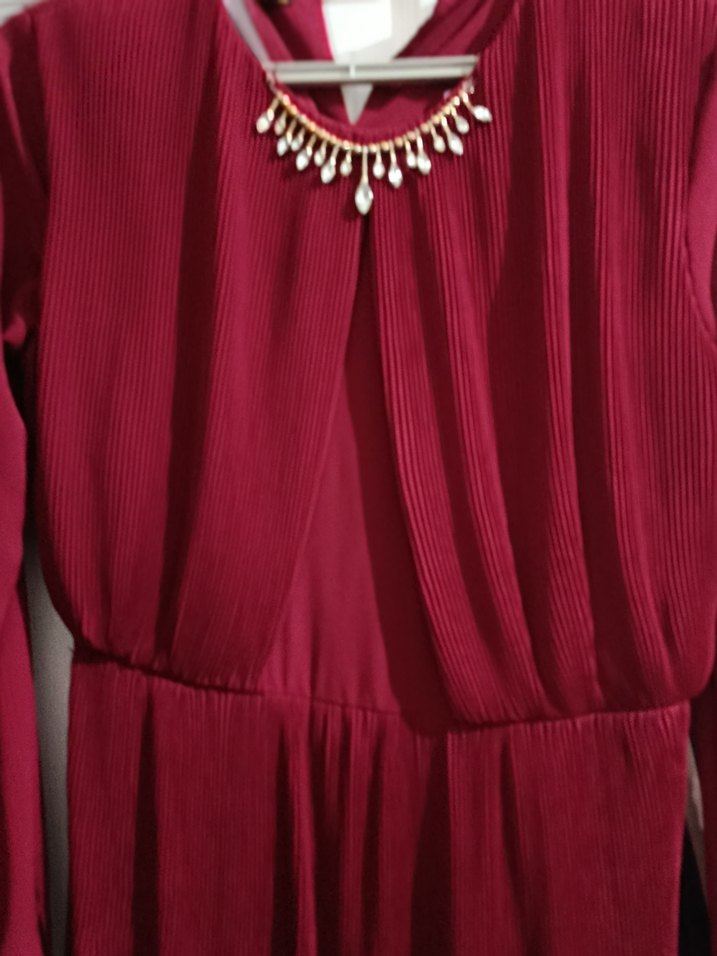 Bordo Uzun Piliseli Kadın Elbise - Görsel 2