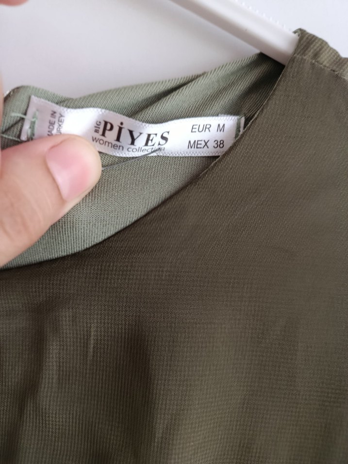 Diger Haki Uzun Piliseli Elbise - Görsel 2