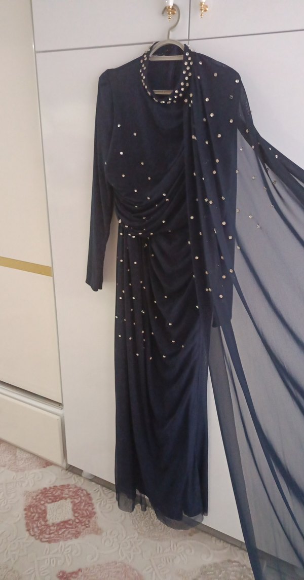 Uzun Kollu Siyah Drapeli Abiye Elbise - Görsel 3