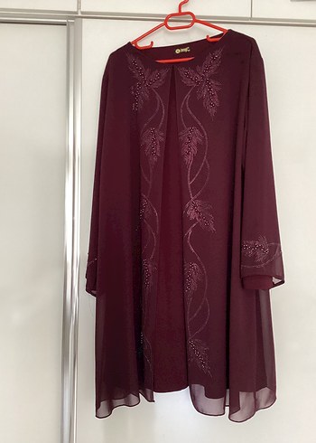 Bordo Nakışlı Uzun Kollu Kadın Elbisesi