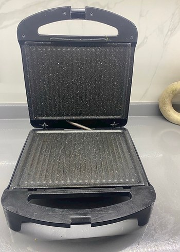 Sinbo Siyah Gri Tost Makinesi - Görsel 3