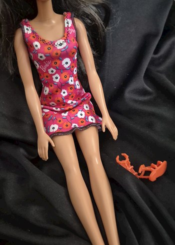 Beden Renk Barbie Şık Barbie Bebek Tanesi