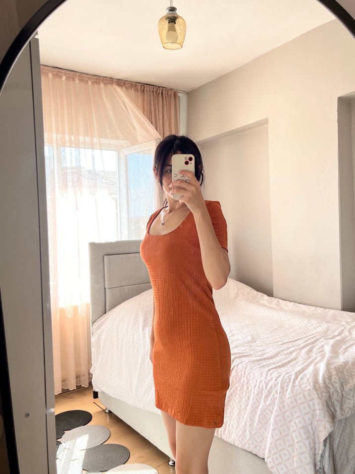 Turuncu V Yaka Kısa Kollu Triko Elbise - Görsel 2