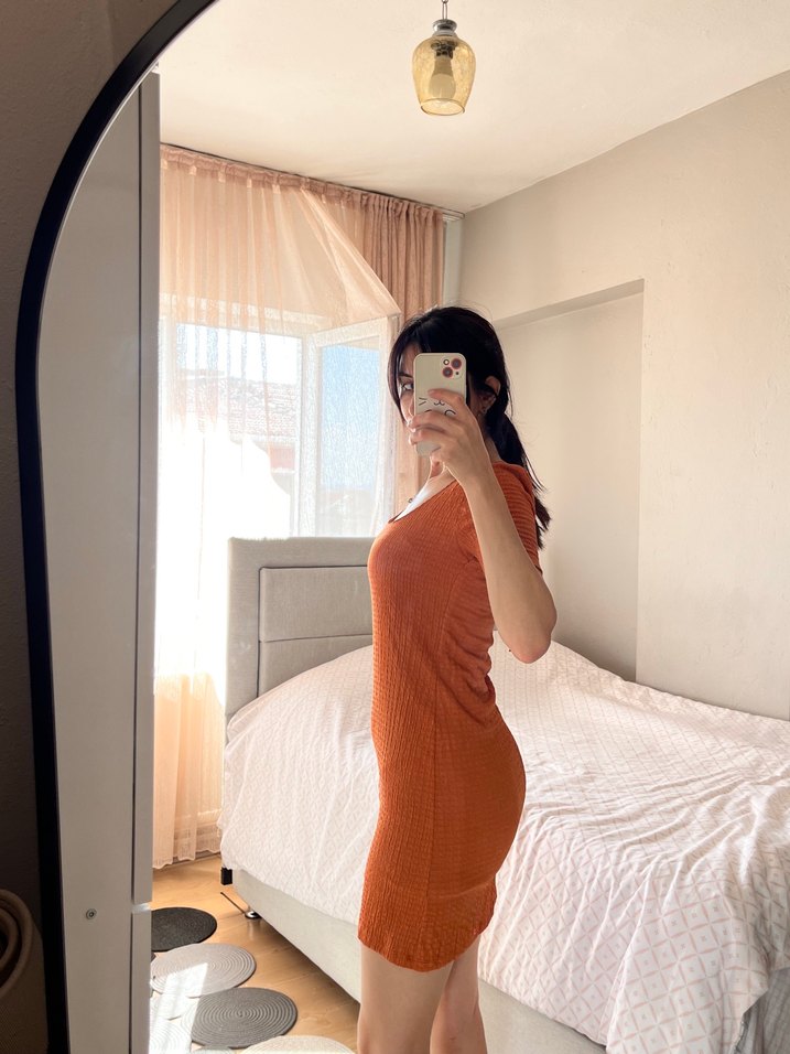 Turuncu V Yaka Kısa Kollu Triko Elbise - Görsel 3