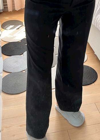 Siyah Kemerli Kadın Kumaş Pantolon - Görsel 3