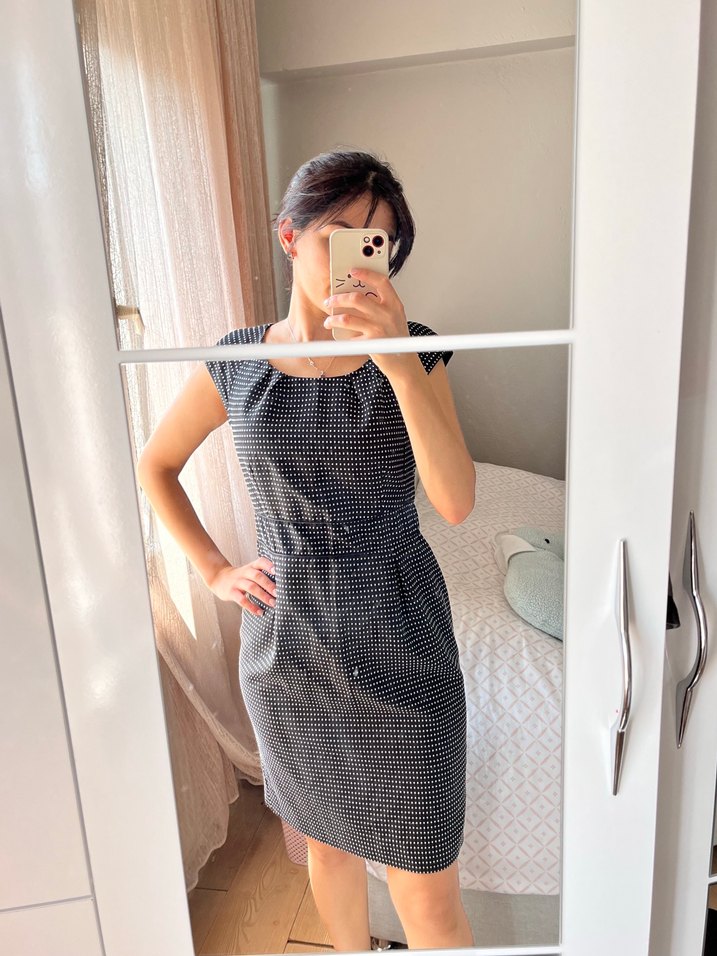 Gri Puantiyeli V Yaka Midi Elbise - Görsel 3