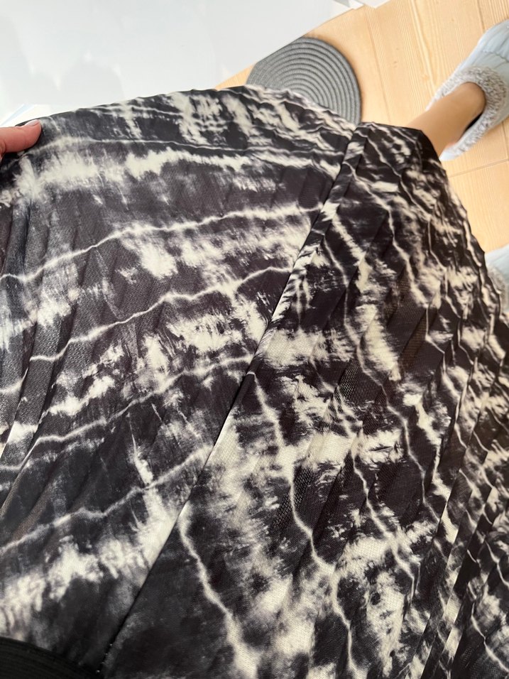 Kadın Siyah  Desenli Etek - Görsel 3