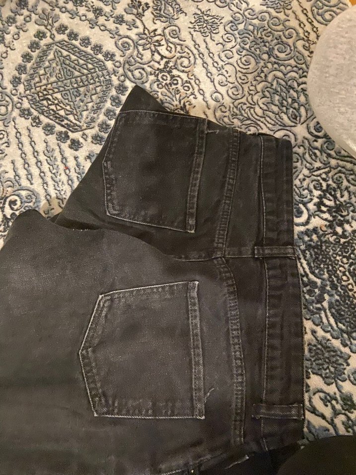 Siyah Bol Kesim Midi Boy Kot Pantolon - Görsel 4