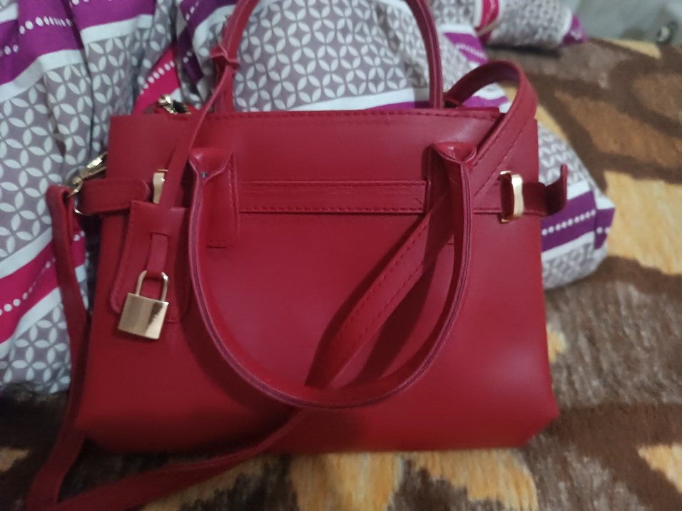 Kırmızı Deri Tokalı Kadın Çanta - Görsel 4