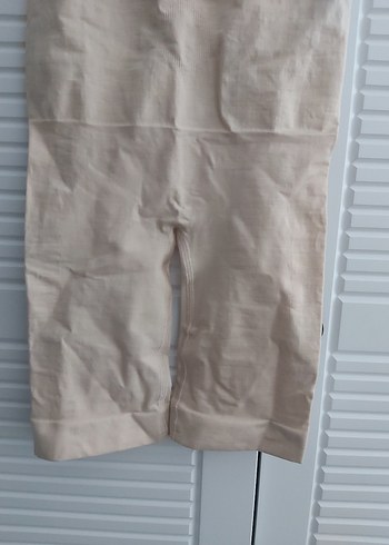 Korse Kadın - Görsel 3