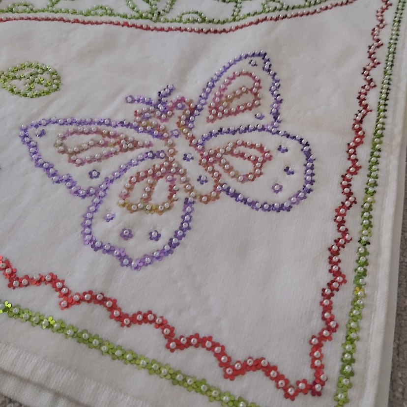 Renkli Nakışlı Banyo Havlusu - Görsel 2