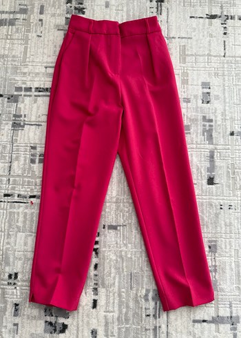 Pembe Pilili Midi Kumaş Kadın Pantolon