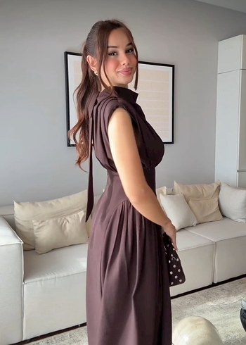 Kahverengi Yüksek Yakalı Drapeli Uzun Elbise - Görsel 3