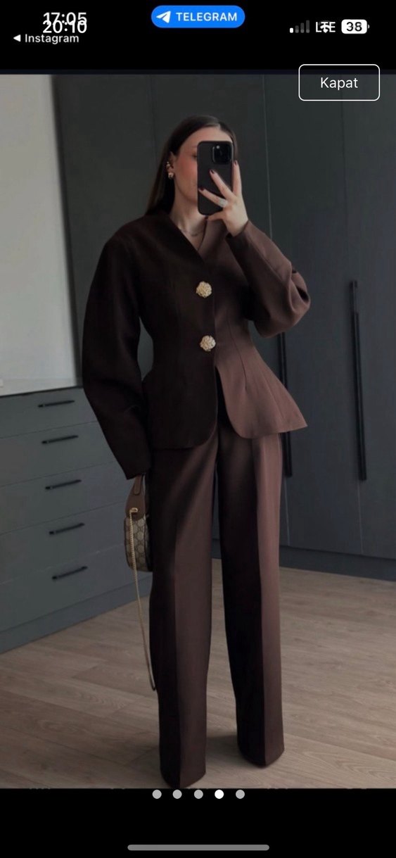 Düğmeli Kahverengi Deri Kadın Takım Elbise - Görsel 3