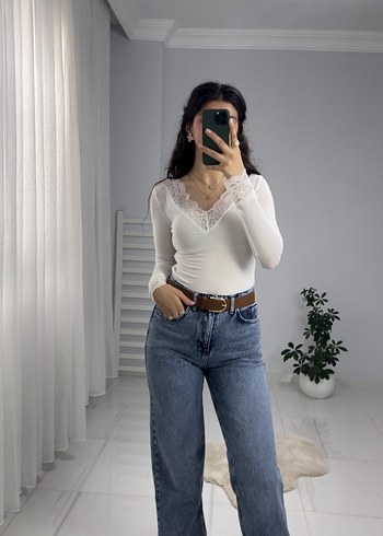 Dantel Detaylı Beyaz Kadın Günlük Jean - Görsel 2