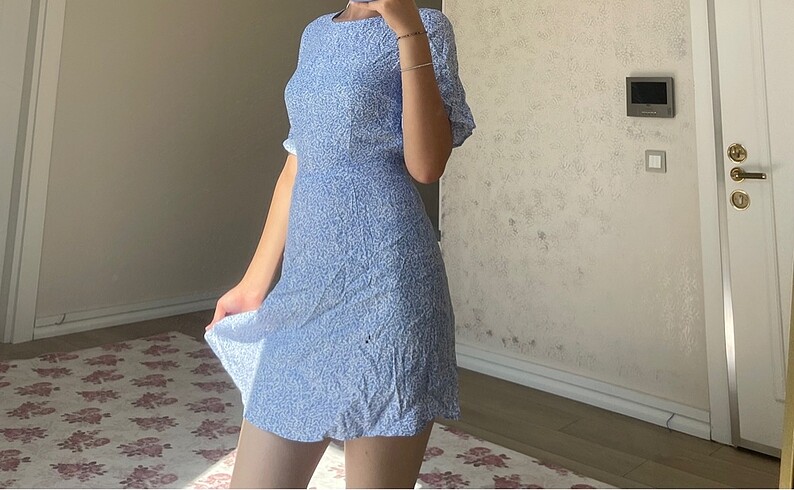Mavi elbise