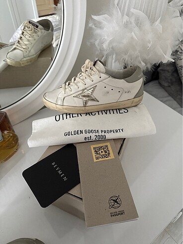 Golden goose