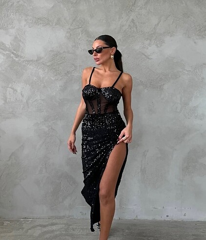 Diğer Lovefab Yırtmaçlı Pul Payet Gece Elbisesi