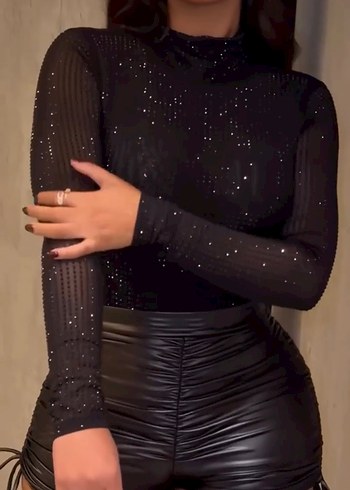 Kadın Siyah Yılan Derisi Desenli Deri Şort Badysuit Takım - Görsel 3