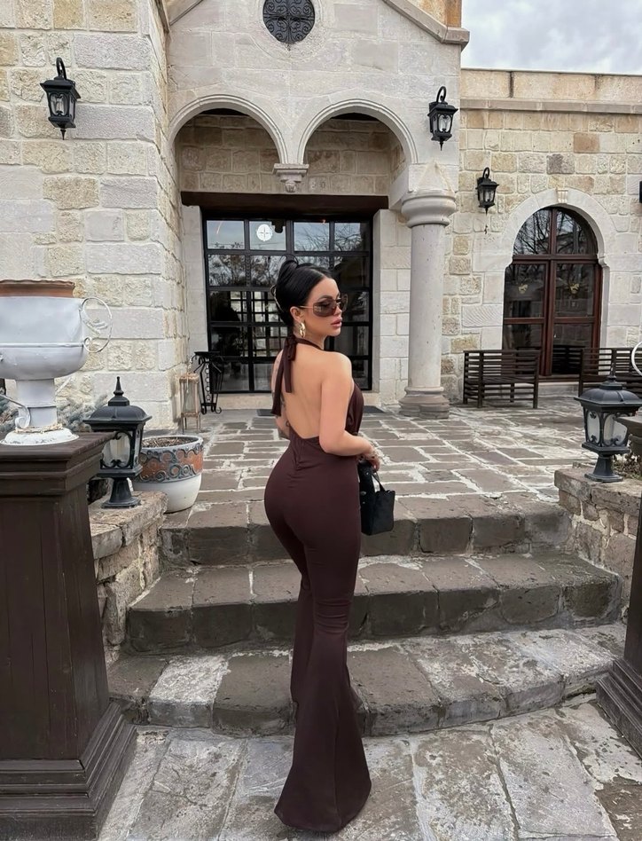 Aksesuar Detay Sırt Dekolteli İspanyol Paça Tulum - Görsel 2