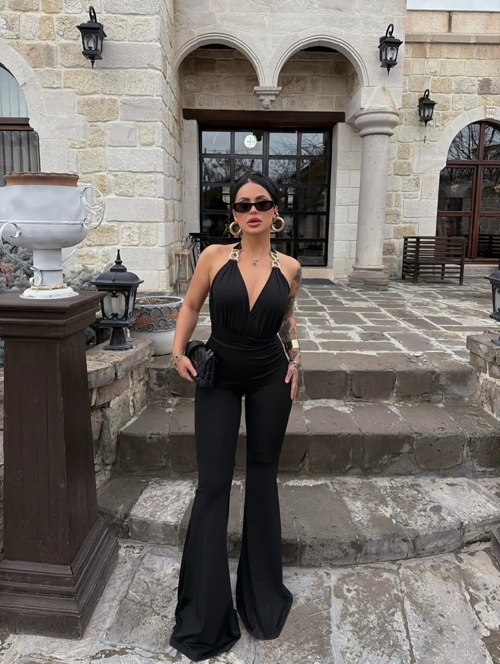 Siyah Sırt Dekolteli V Yaka Kadın Tulum - Görsel 3