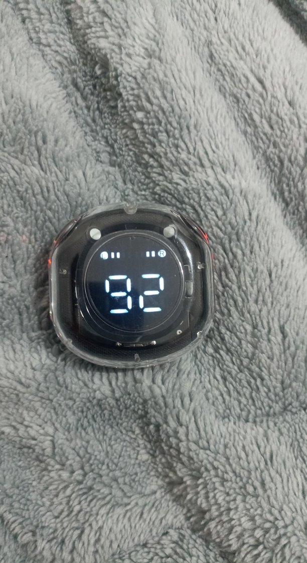 Siyah Kablosuz Kulaklık ve Şarj Kutusu - Görsel 2