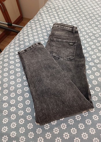 s Beden Gri Düğmeli Kadın Denim Pantolon