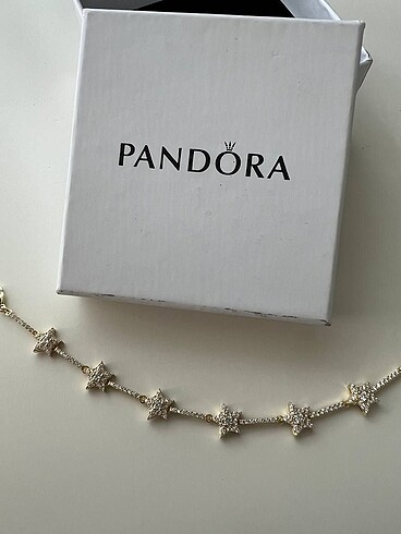 Pandora Pandora