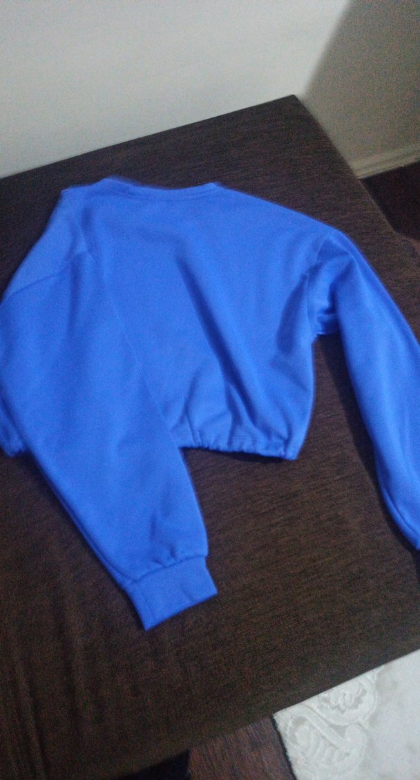 Mavi Crop Sweatshirt Uzun Kollu Salaş Kesim - Görsel 4