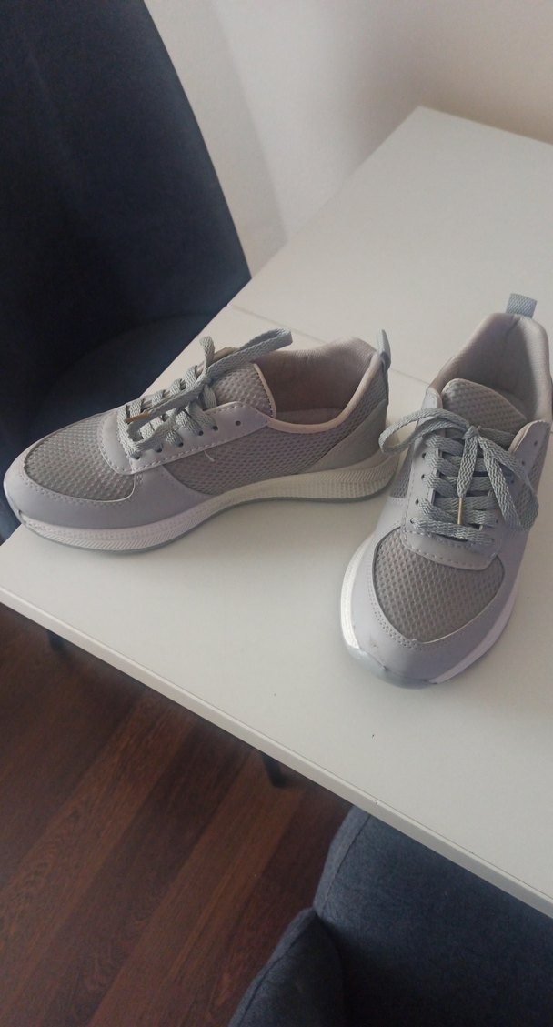 spor ayakkabi - Görsel 3