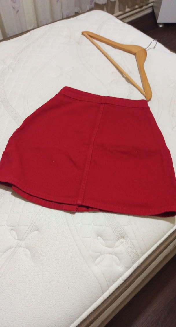 Düğmeli Kırmızı Mini Etek - Görsel 2