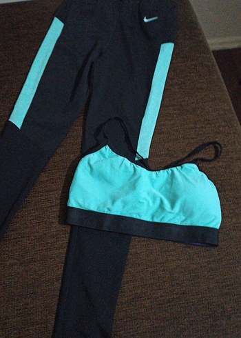 Mavi Siyah Elastik Spor Tayt ve Straplez Üst - Görsel 2