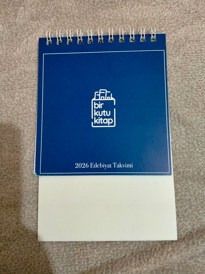 kitap ve takvim - Görsel 4