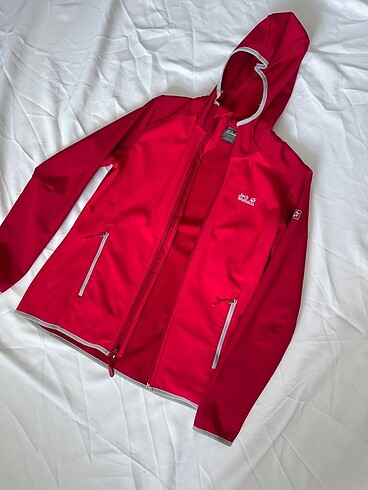 Kırmızı Jack Wolfskin
