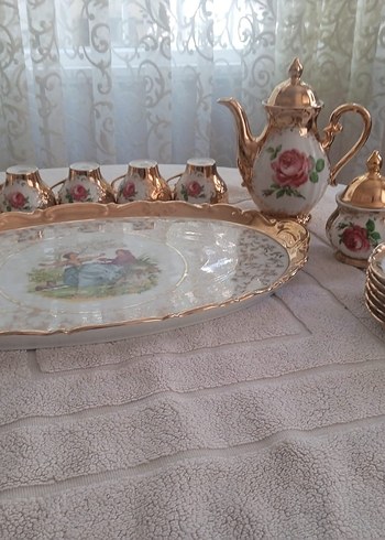 Altın Detaylı Çiçek Desenli Porselen Çay kahve  Seti - Görsel 6